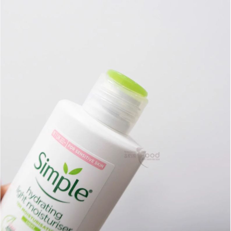 Kem Dưỡng Da Ẩm Mịn Simple Hydrating Light Moisturiser 125ml