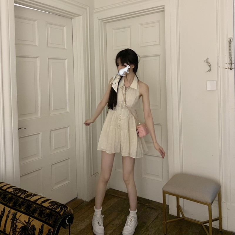 Đầm yếm trắng tiểu thư có dây điều chỉnh sau lưng, bánh bèo, dễ thương