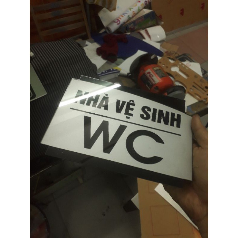 biển WC nhà vệ sinh