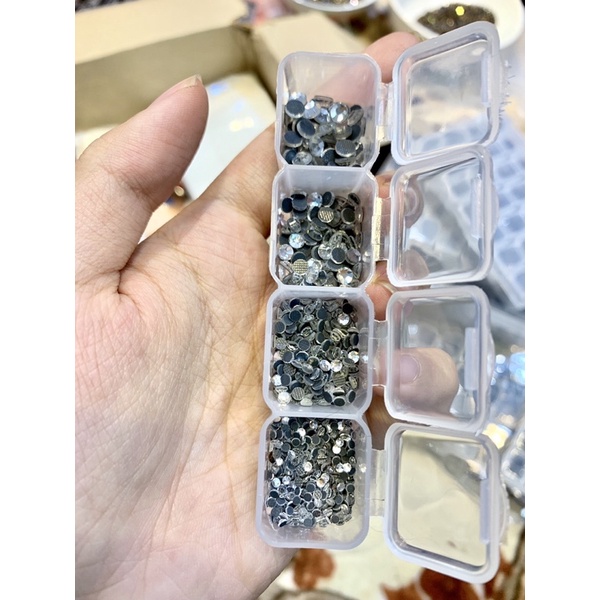 Đá chân keo size nhỏ và vừa chân lưới ( 1440v )