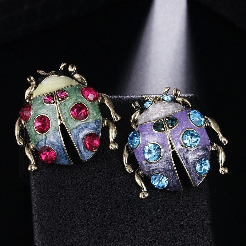 Huy Hiệu Cài Áo Hình Các Con Bọ Đáng Yêu