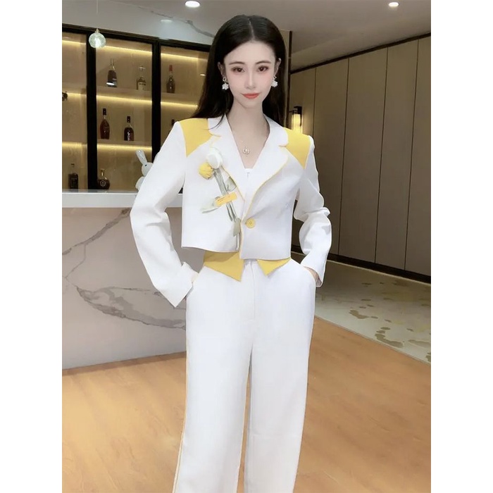 Bộ Áo Khoác + Quần Short Lưng Cao Ống Rộng Màu Sắc Tương Phản Thời Trang Xuân Thu 2022 Cho Nữ