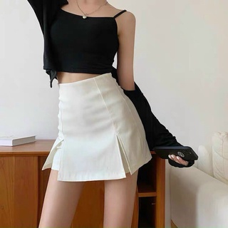 Chân váy chữ a xẻ hai bên có quần