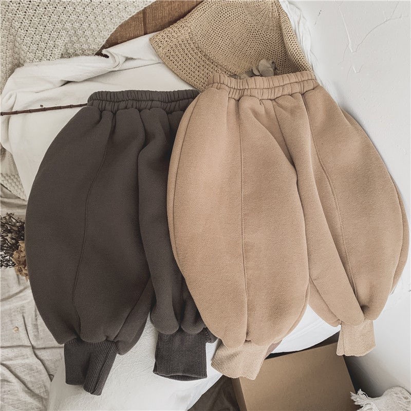 Áo khoác nỉ dày dặn mềm mại in họa tiết hoạt hình cho bé