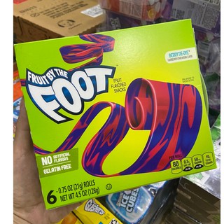 Kẹo cuộn Fruit By The Foot thùng 16 cuộn