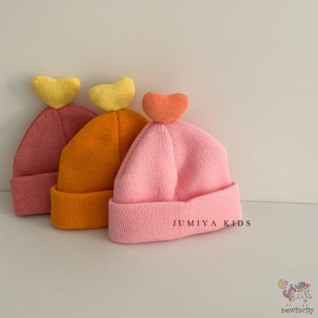 Mũ dệt kim phối hình trái tim đáng yêu cho em bé