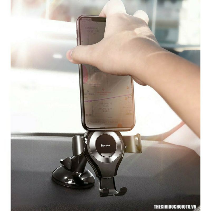 Giá đỡ điện thoại trên ô tô Baseus Osculum Type Gravity Car Mount SUYL-XP01 Chính Hãng