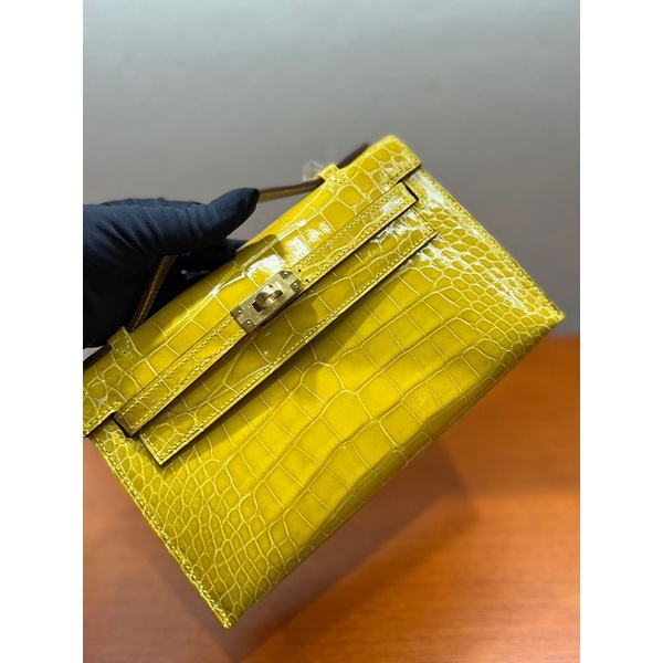 Túi xách nữ thương hiệu Hermes Kelly 22cm da cá sấu cao cấp màu vàng