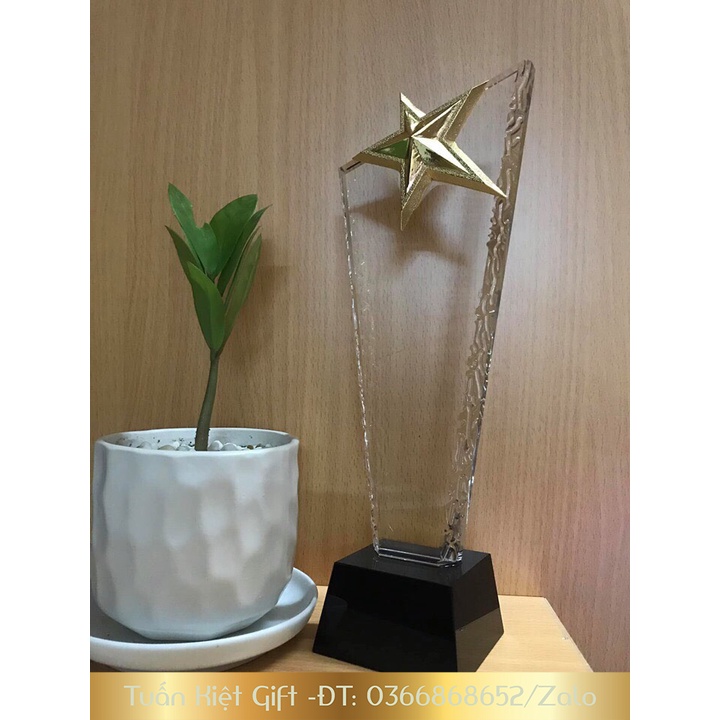 Cúp Vinh Danh Pha Lê Sao Vát