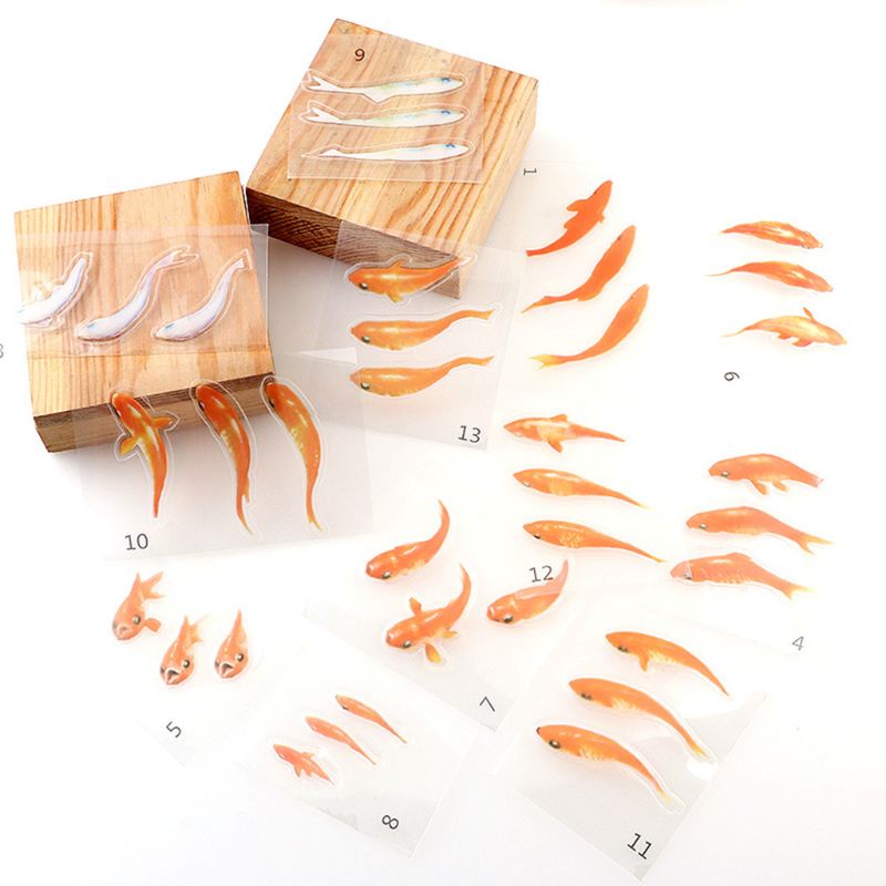 Bộ 12 Miếng Dán 3 Chiều Hình Cá Vàng