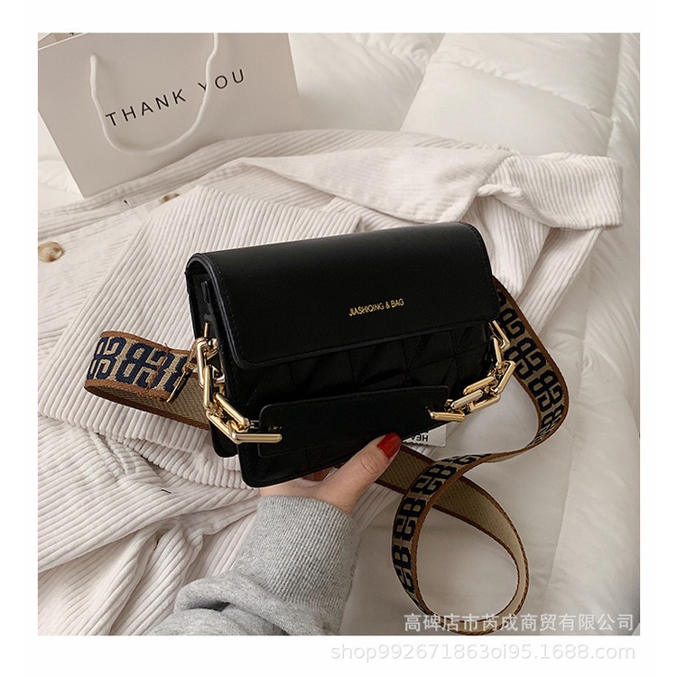 Túi Đeo Chéo Một Bên Vai Hình Vuông Phong Cách Châu Âu Thời Trang Độc Đáo Mới Dành Cho Bạn Nữ Phong Cách Hàn Quốc 2021