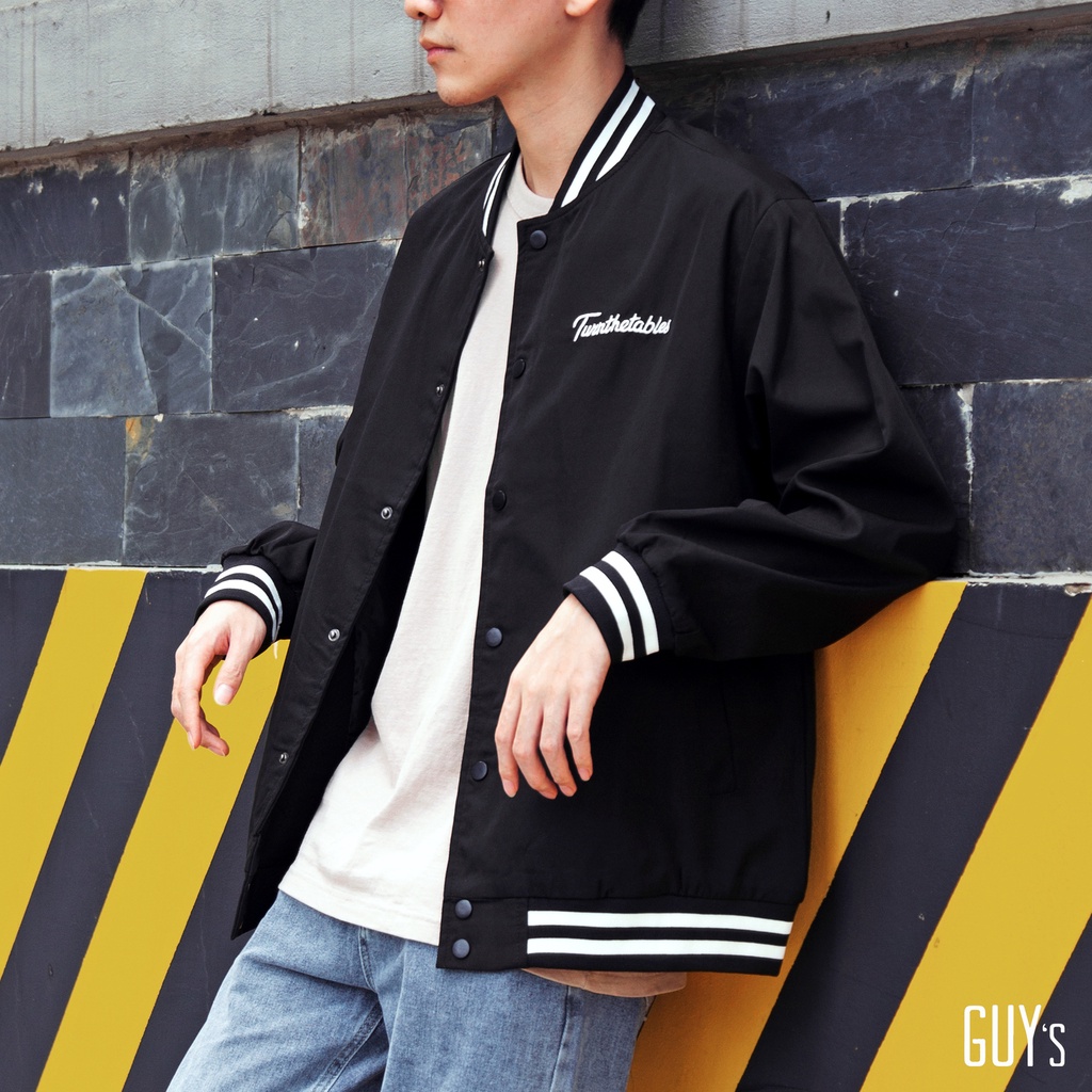Áo khoác Lộn Cái Bàn unisex GUY's Closet, Varsity Jacket, Trẻ trung, Năng động, Nhiều màu