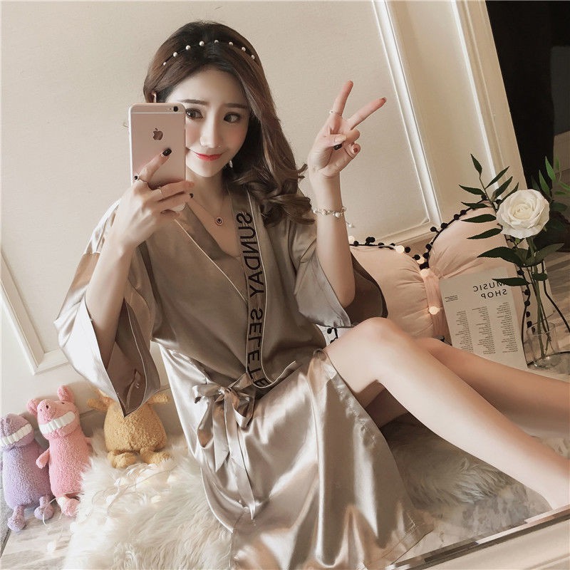 . Lấy một miếng và phục hồi sau khi lấy. Yuan Phong cách Hàn Quốc pyjama nữ lụa băng sexy áo nịt ngực mỏng choàng