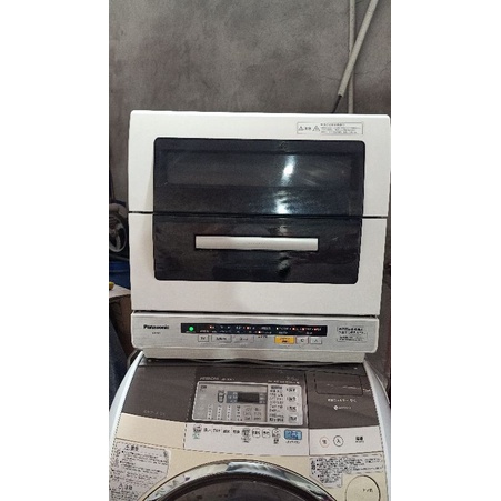 Máy rửa, sấy khô bát đĩa Panasonic TR7