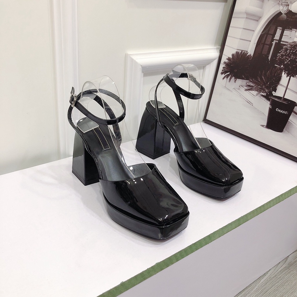 Sandal Cao Gót 9p Mũi Đúp 2p Hàng Cao Cấp Chất Da Bóng Mềm Chuẩn Form  -  2 Màu Đen Trắng Chị Chảnh Store