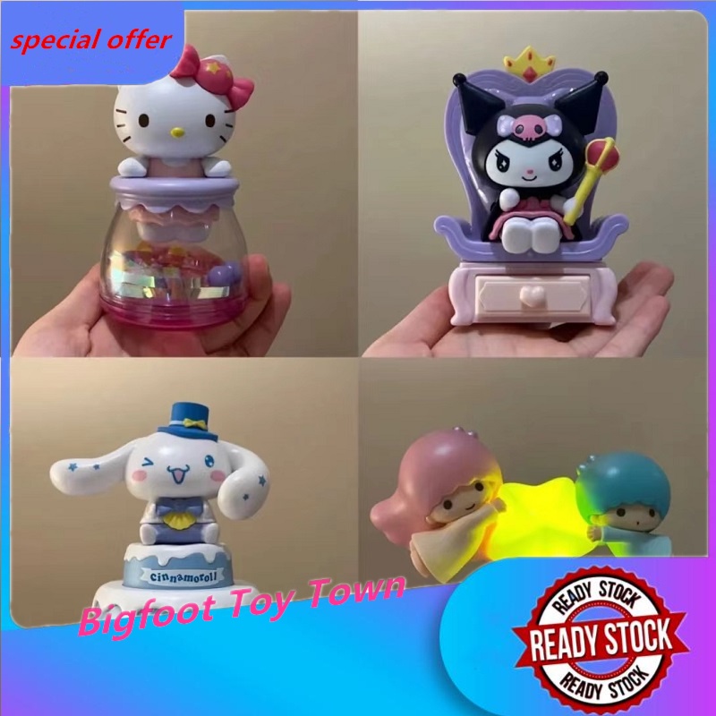 Đồ Chơi KFC Sanrio Cinnamoroll Hello Kitty 2022 KFC Sưu Tầm vào tháng Tám 2022.