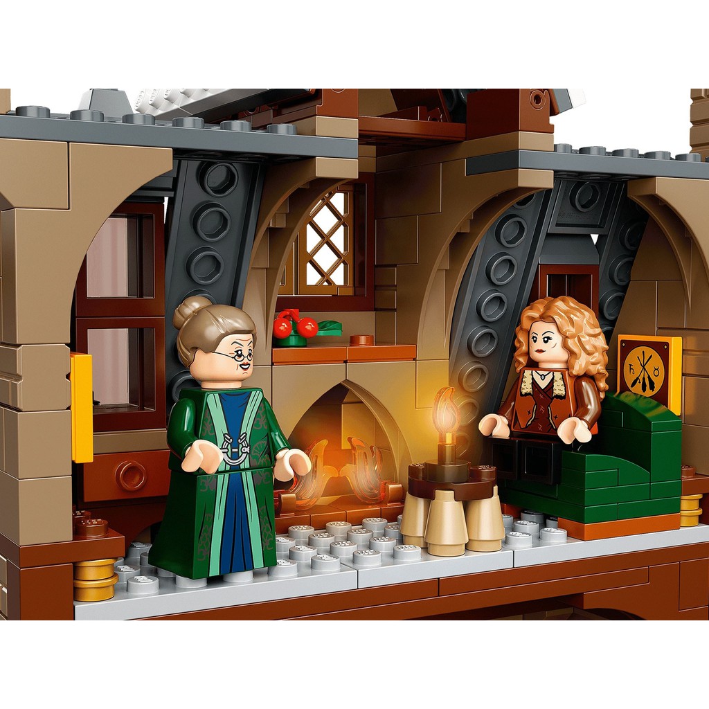 LEGO Harry Potter 76388 Làng Hogsmeade - Haypley HCM