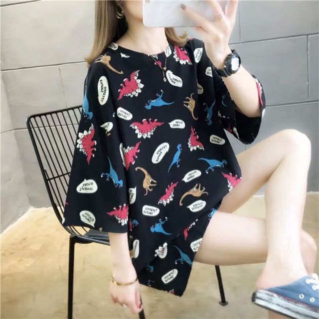 Áo phông nữ giấu quần