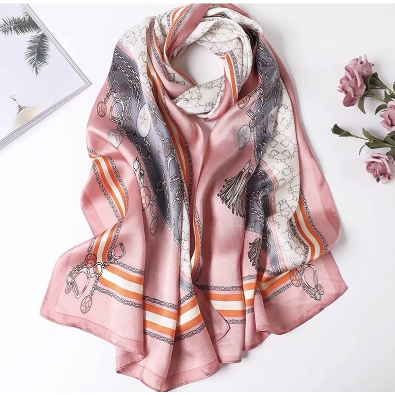 Khăn choàng cổ lụa cao cấp in hình dây xích size 90x180cm - Maben