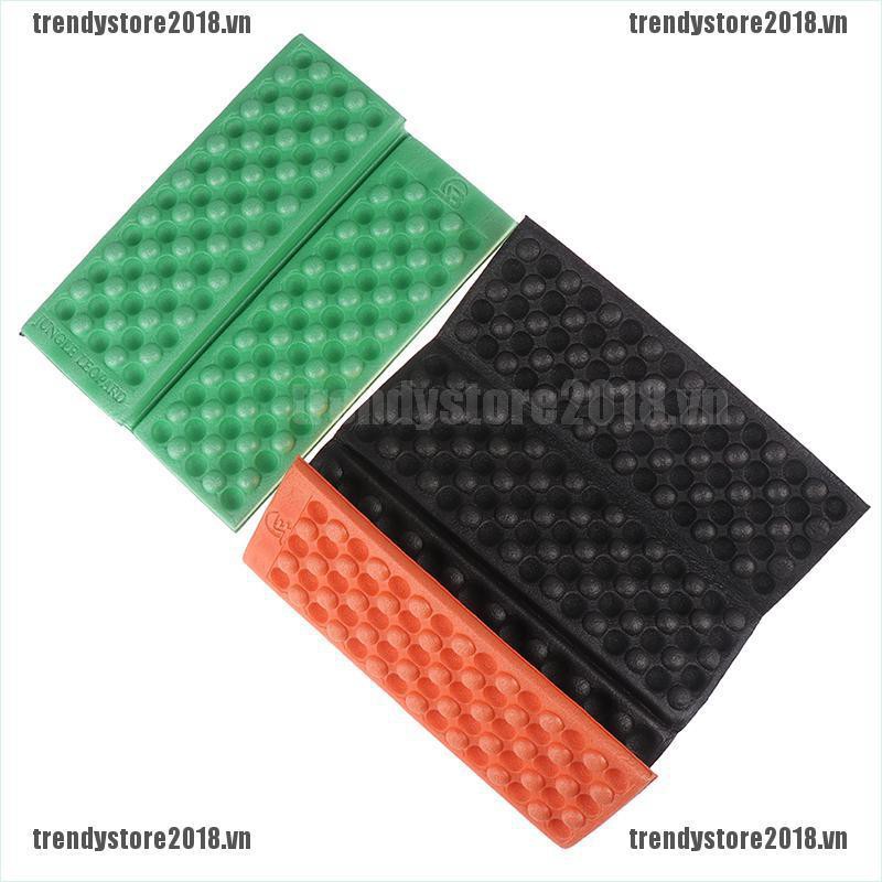 1 Thảm Ngồi Chống Thấm Nước Tiện Lợi Cho Dã Ngoại