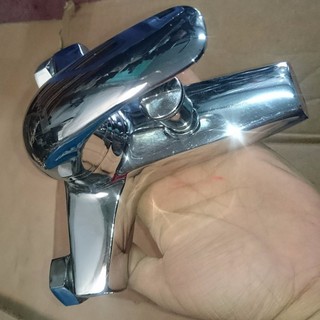 Củ sen tắm nóng lạnh