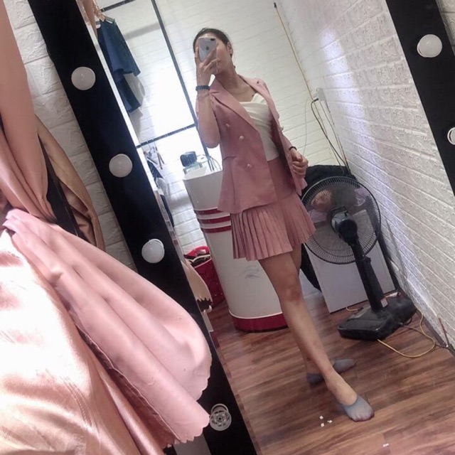 Set vest hồng