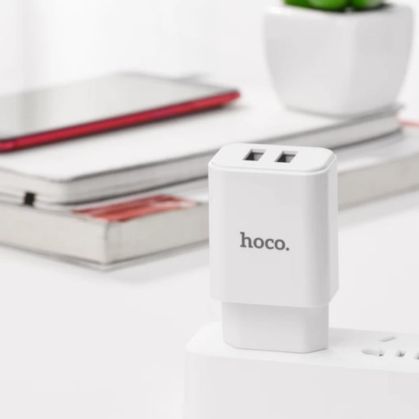 Củ Sạc Hoco C62A Cốc Sạc ĐT 2 cổng USB 2.1A Tiện Lợi cho các dòng máy ip,androi