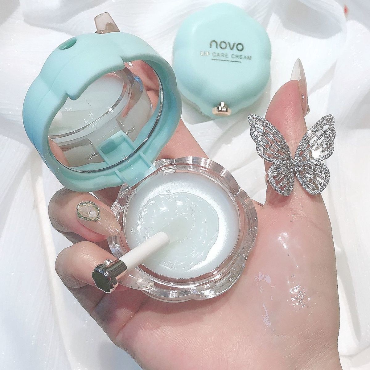(Hàng Mới Về) Son Môi Tẩy Tế Bào Chết Dưỡng Ẩm Tẩy Tế Bào Chết | BigBuy360 - bigbuy360.vn