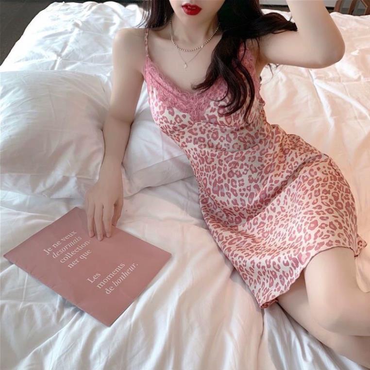 Váy ngủ lụa satin beo Vàng đầm ngủ lụa cao cấp kèm mút ngực MI653