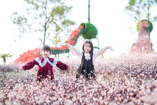 Váy nhung cho bé cực xinh ( kèm ảnh thật)