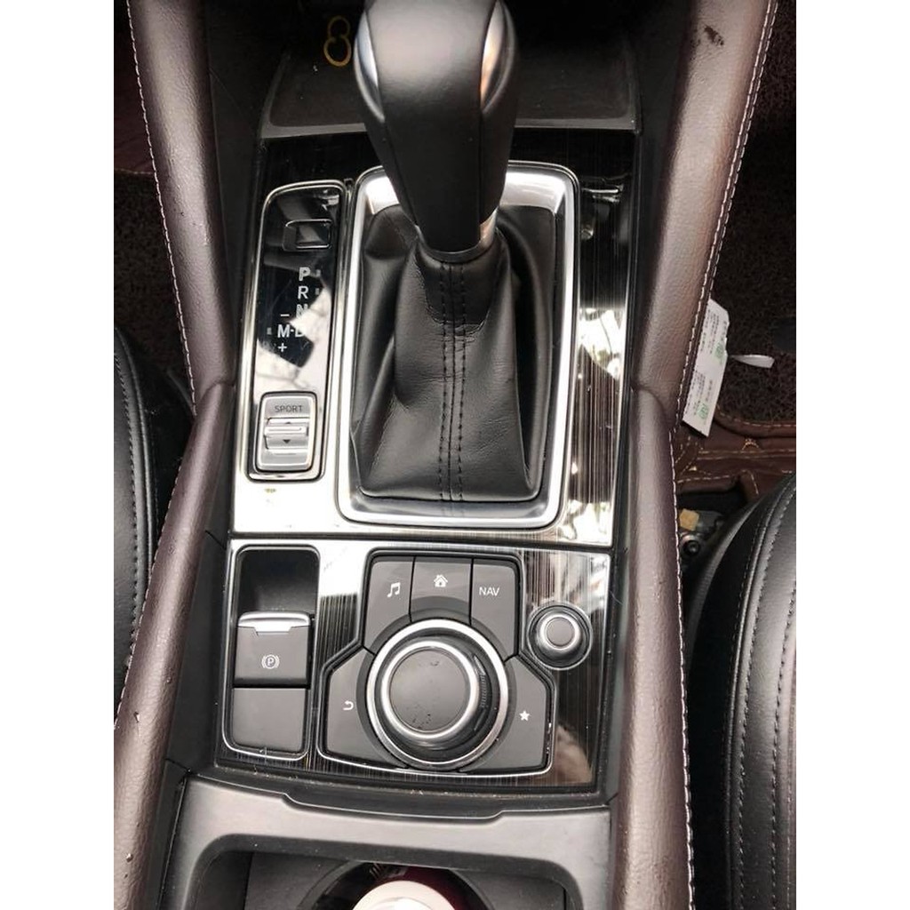 Bộ ốp nội thất Titan dành cho xe mazda 3 2018-2019