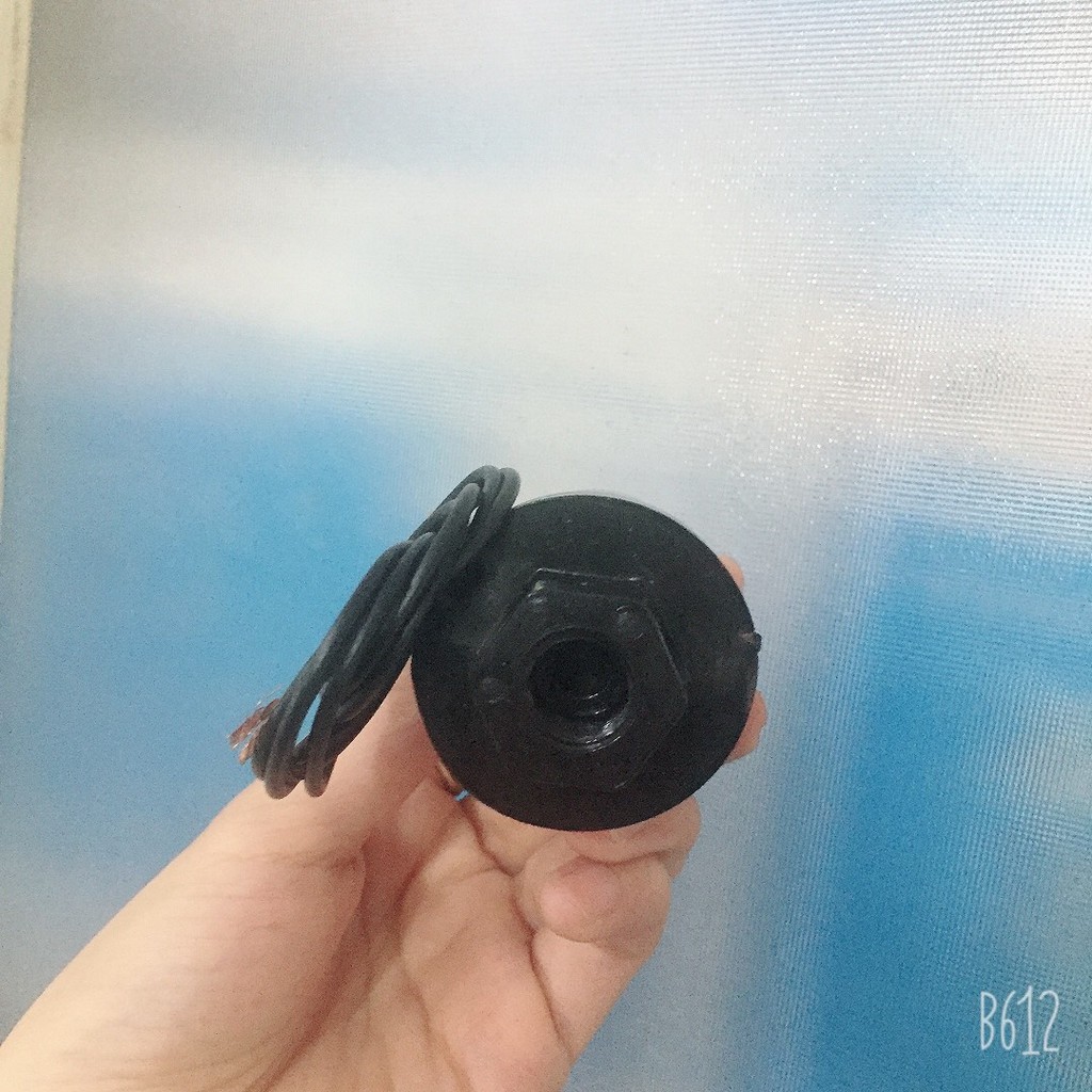 Rơ le điện tử dùng cho bơm tăng áp thay cho rơ le cơ không có tiếng tành tạch khi đóng mở vòi nước