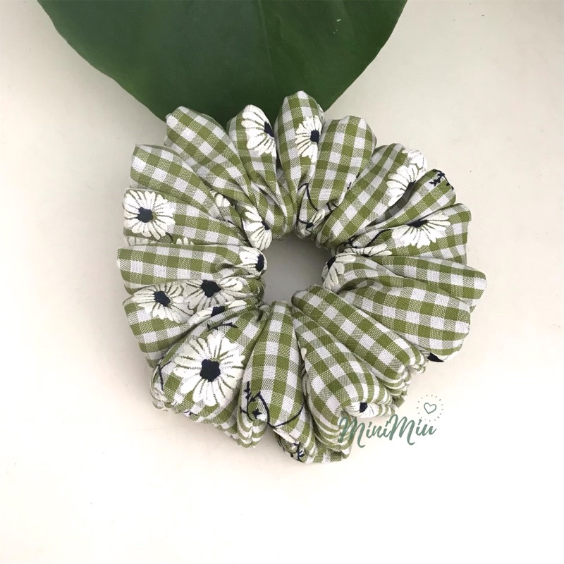 Dây buộc tóc nữ vải kate caro in hoa DAISY, Cột tóc vải scrunchies kẻ ô siêu dễ thương cho bạn nữ