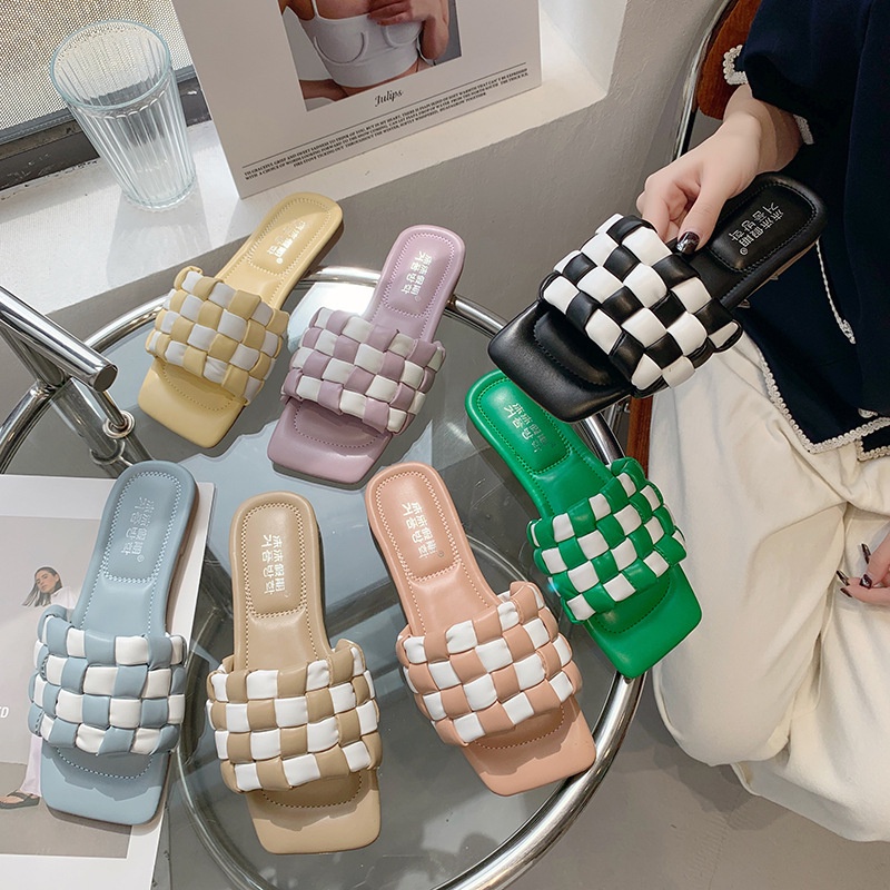 Dép Sandal Đế Bệt Mũi Vuông Họa Tiết Ca Rô Thời Trang Hàn Quốc Dành Cho Nữ