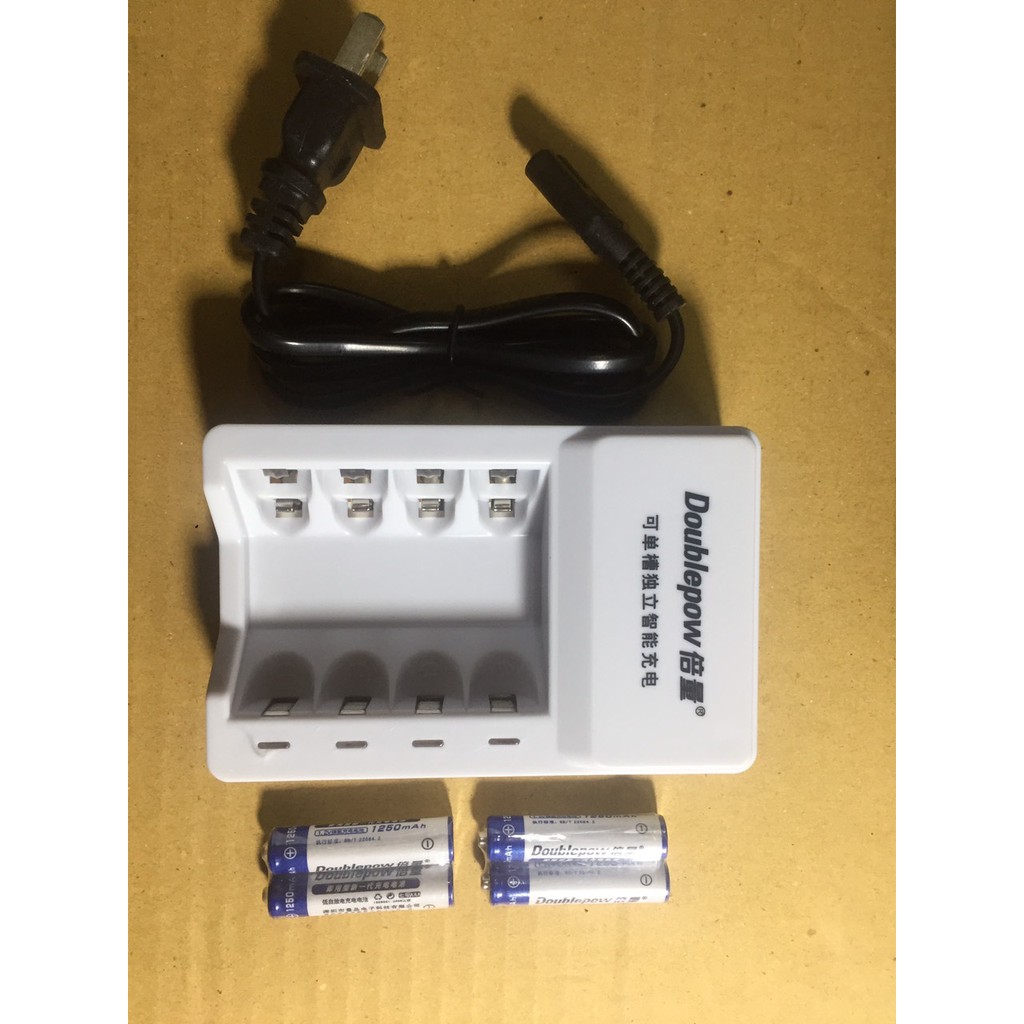 (COMBO) Bộ sạc tự ngắt và 4 pin AAA ( pin đũa ) dung lượng 1250mAh