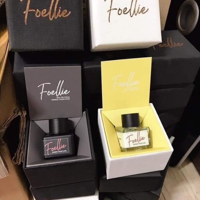 Nước hoa vùng kín Foellie đen
