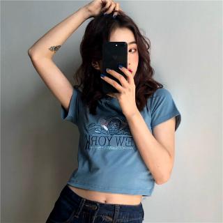 Áo croptop họa tiết thêu cổ điển cho nữ