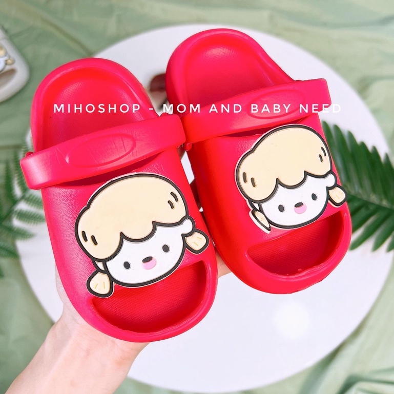 Dép Sục Có Quai Mũi Cao Bảo Vệ Chân Hình Bé Gái Xinh Xắn