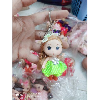 Móc đeo chìa khoá búp bê váy ngắn