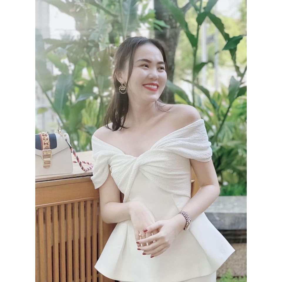 [ Hàng Thiết kế] Siêu phẩm Áo xoắn ngực trễ 2 vai màu sang chảnh