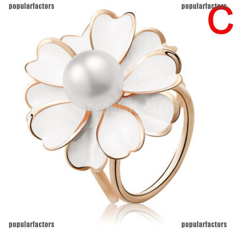 Nhẫn Khóa Khăn Choàng Đính Ngọc Trai Hình Hoa Trà