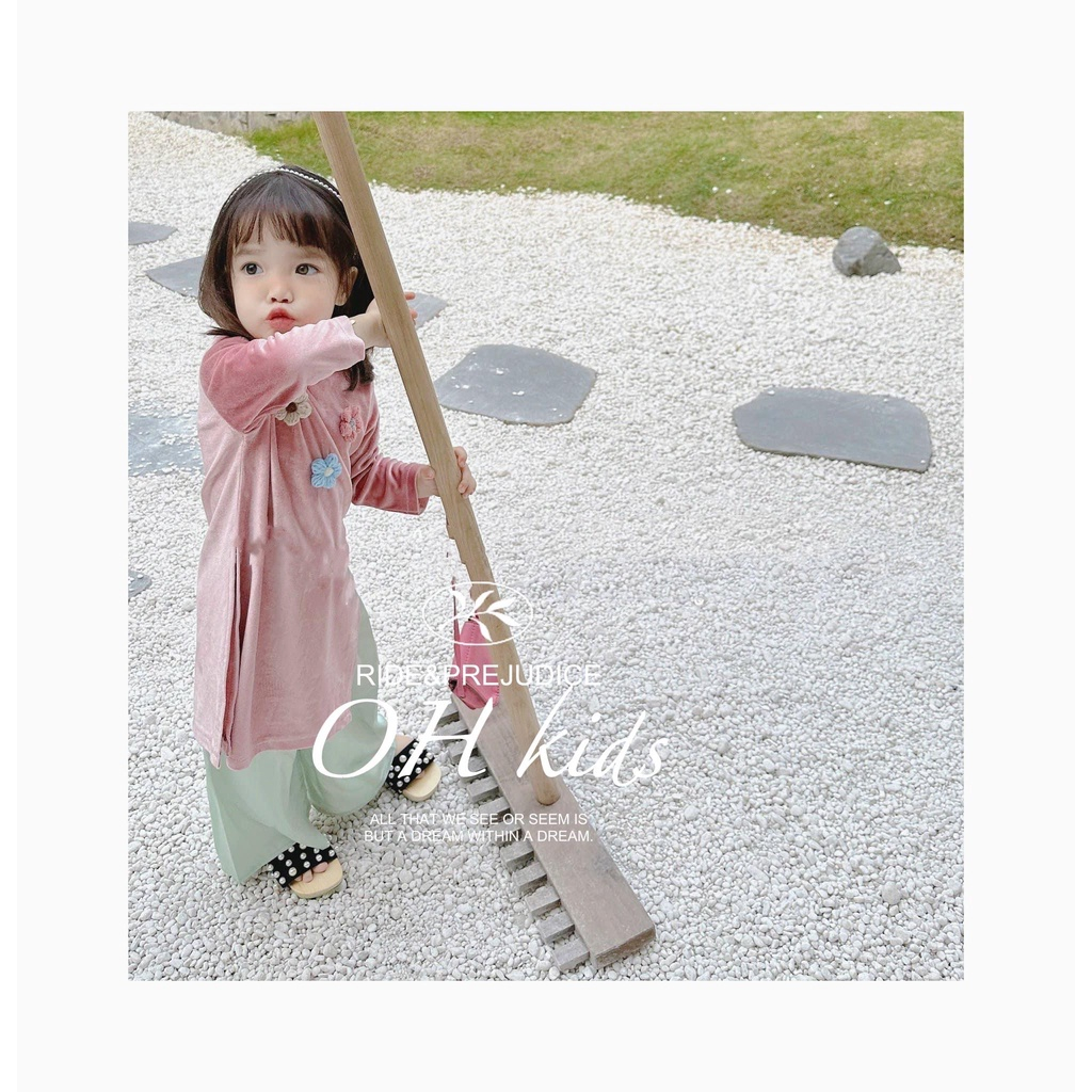 Set áo dài nhung đính hoa len cho bé gái