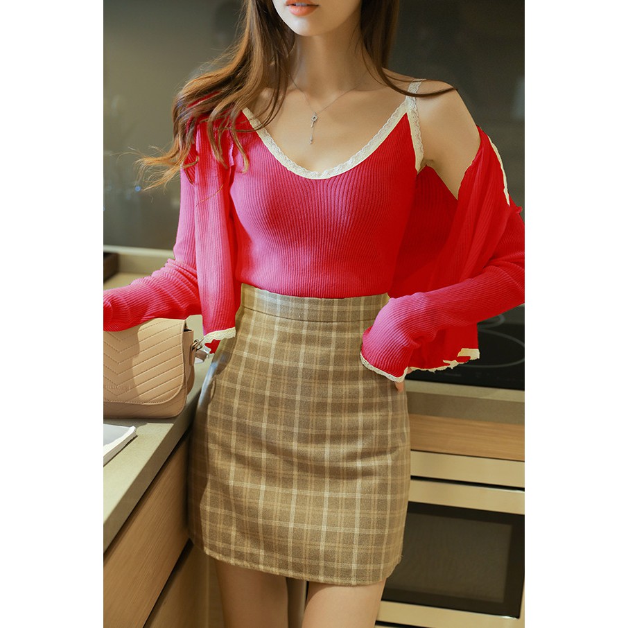 HÀNG SẴN_Set Cardigan Kèm Áo Hai Dây Phối Ren