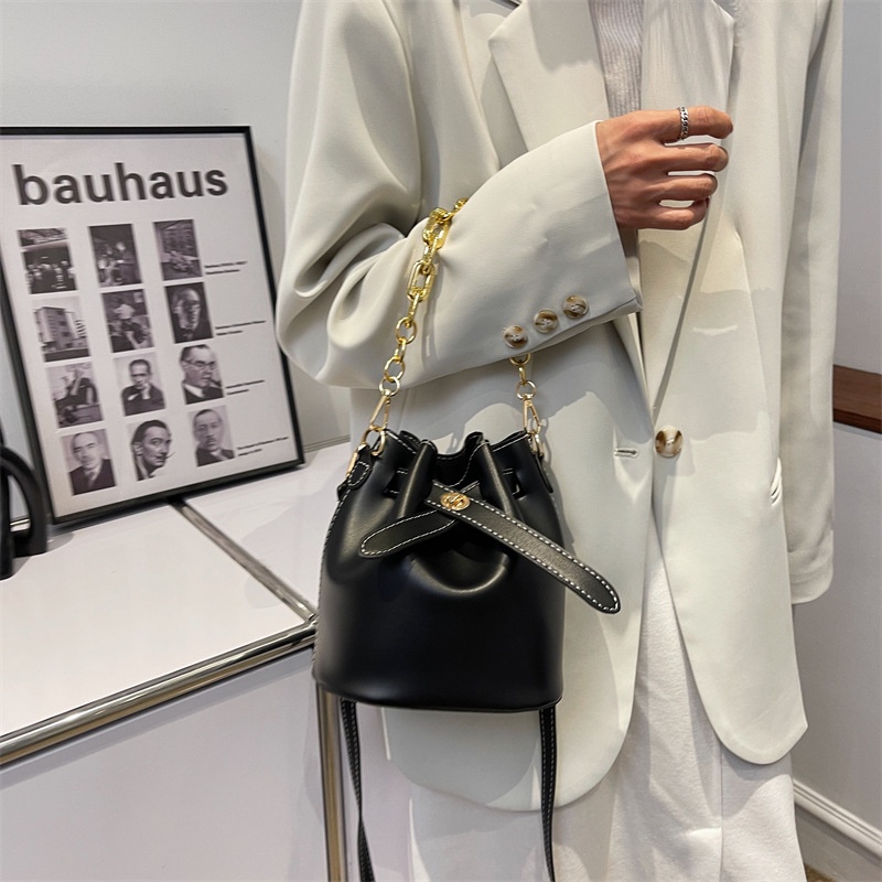 Túi Đeo Chéo Vai Dáng Xô 2022 Thời Trang Cao Cấp Cho Nữ