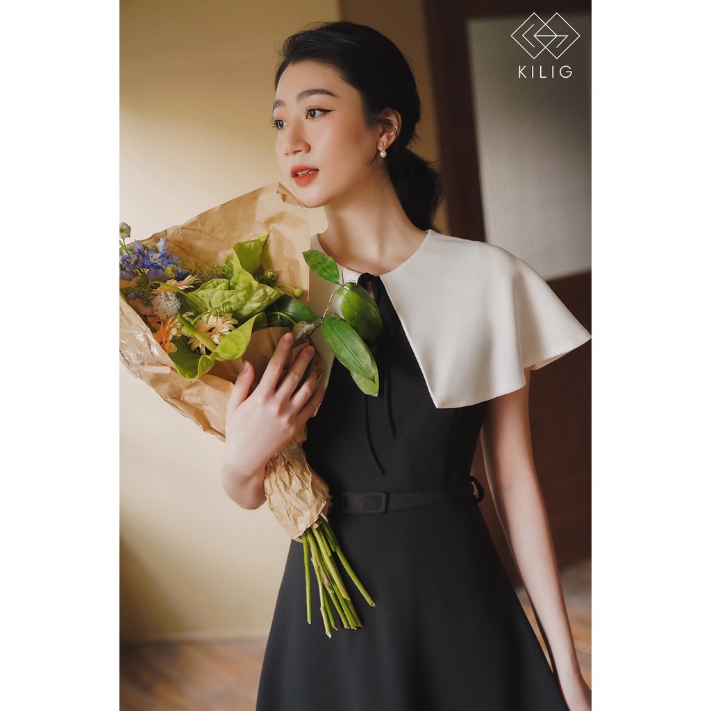Váy xòe KILIG thiết kế vai choàng, kết hợp tinh tế 2 màu đen trắng