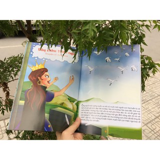 Vầng Trăng Cổ Tích - Tình Cảm Anh Chị Em