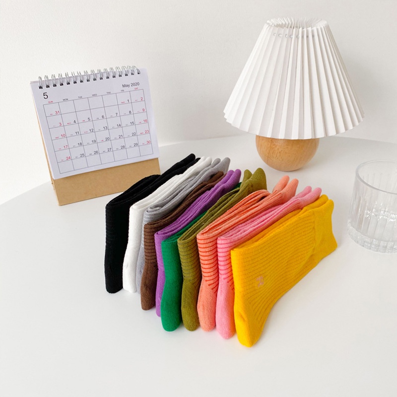 Đôi Vớ Kẻ Sọc Nhiều Màu Sắc In Chữ R Đơn Giản Phong Cách Hàn Quốc Thời Trang Xuân Hè