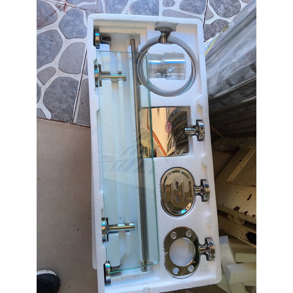 Phụ kiện phòng tắm Inox