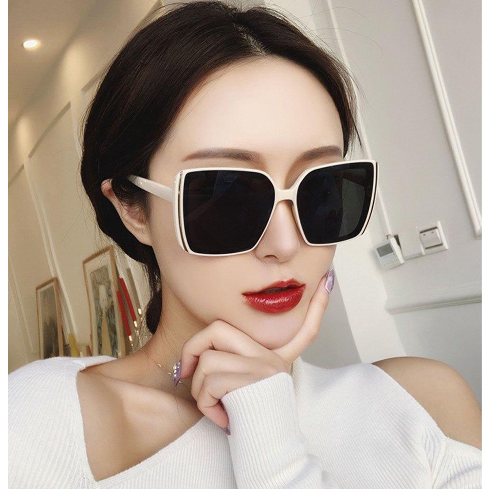 Kính Mát Gọng Vuông Cá Tính Hợp Thời Trang Cho Nam Nữ