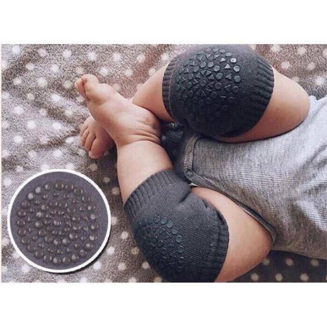 Tất Tập Bò Êm Ái Bảo Vệ Gối Cho Bé